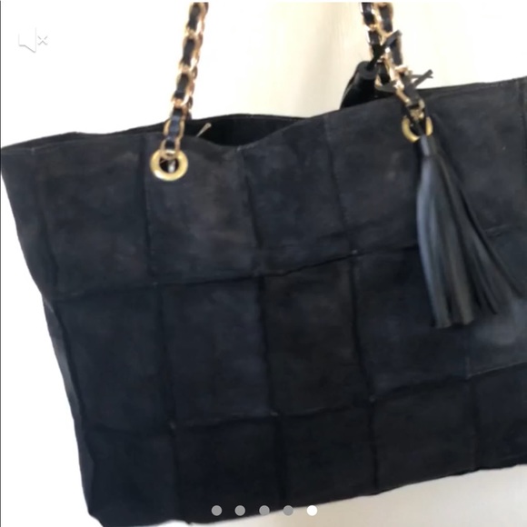 Chanel tote - Picture 3 of 17